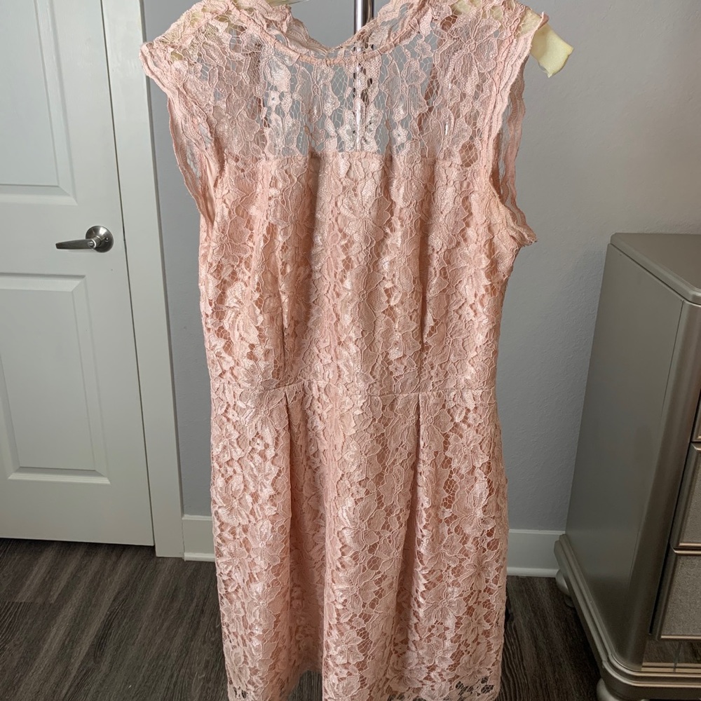Super cute, Pink, lace dress.